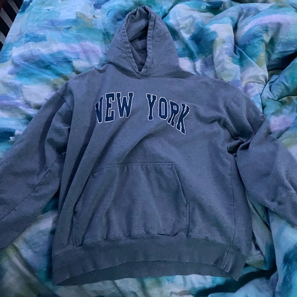 Brandy Melville New York hoodie